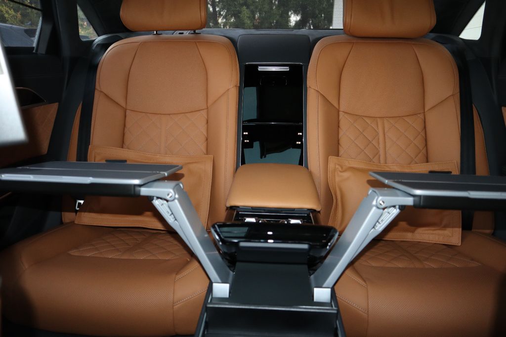 Audi A8 2025