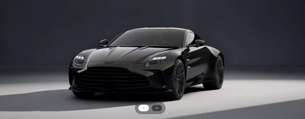 Aston Martin V8 Vantage 2025
