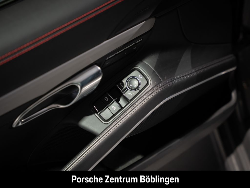 Porsche Cayman 2024