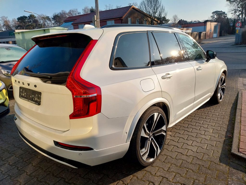Volvo XC90 2025