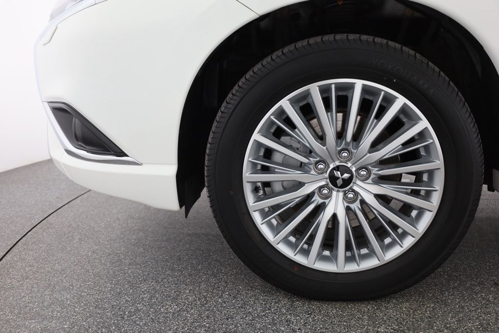 Mitsubishi Outlander 2020