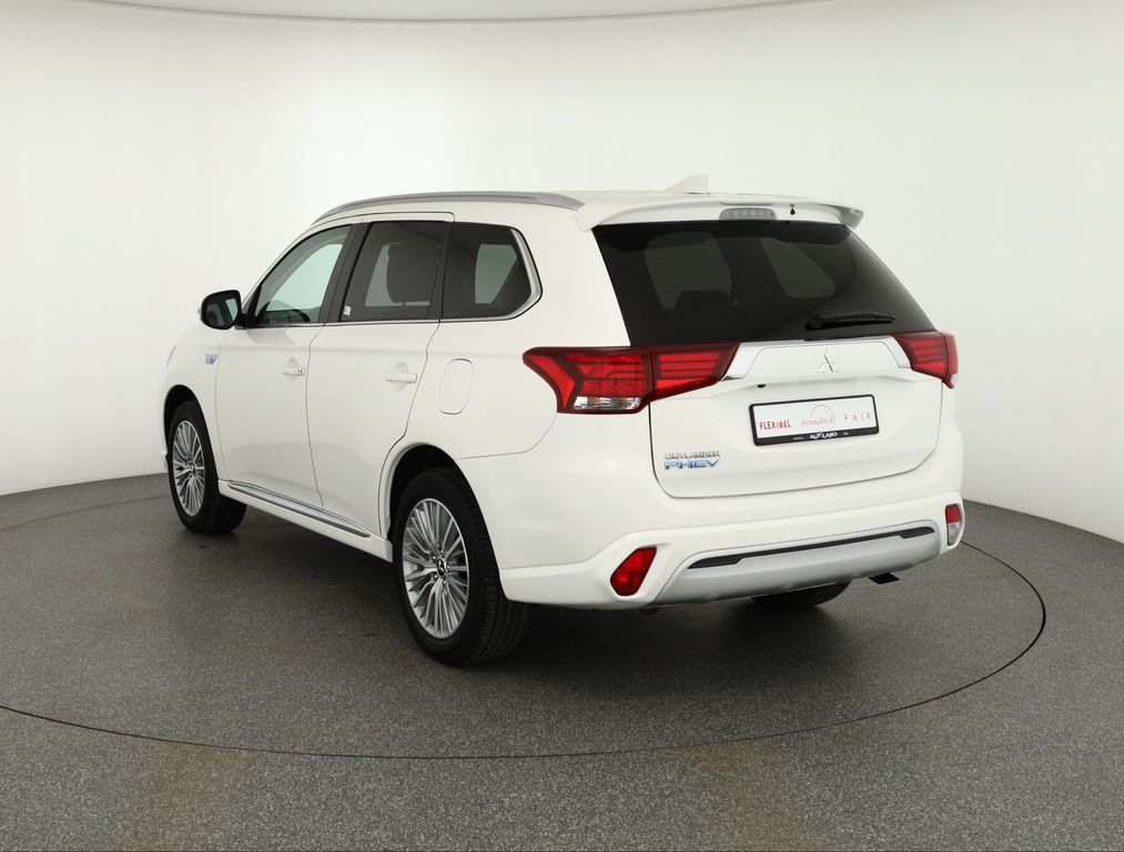 Mitsubishi Outlander 2020