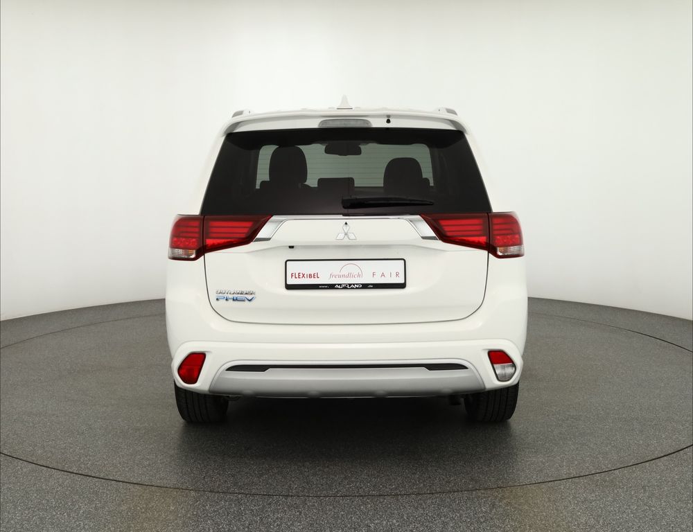 Mitsubishi Outlander 2020