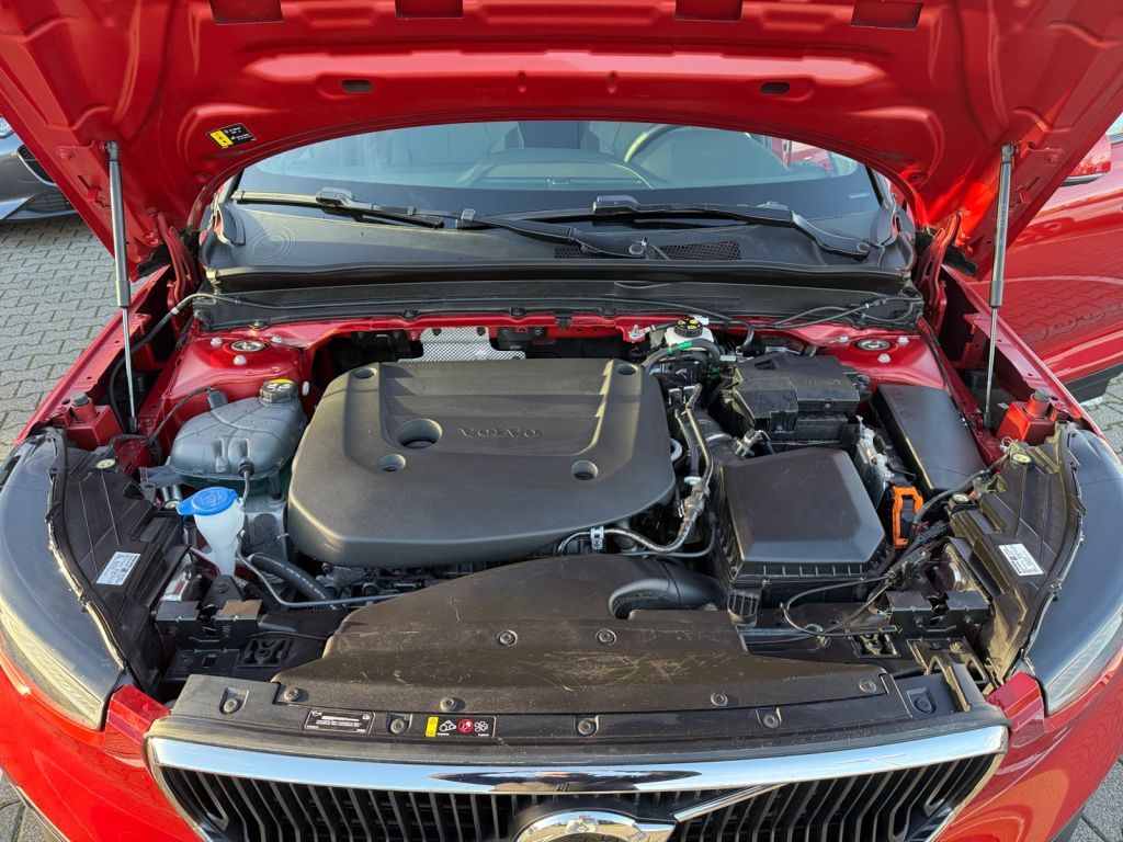 Volvo XC40 2024