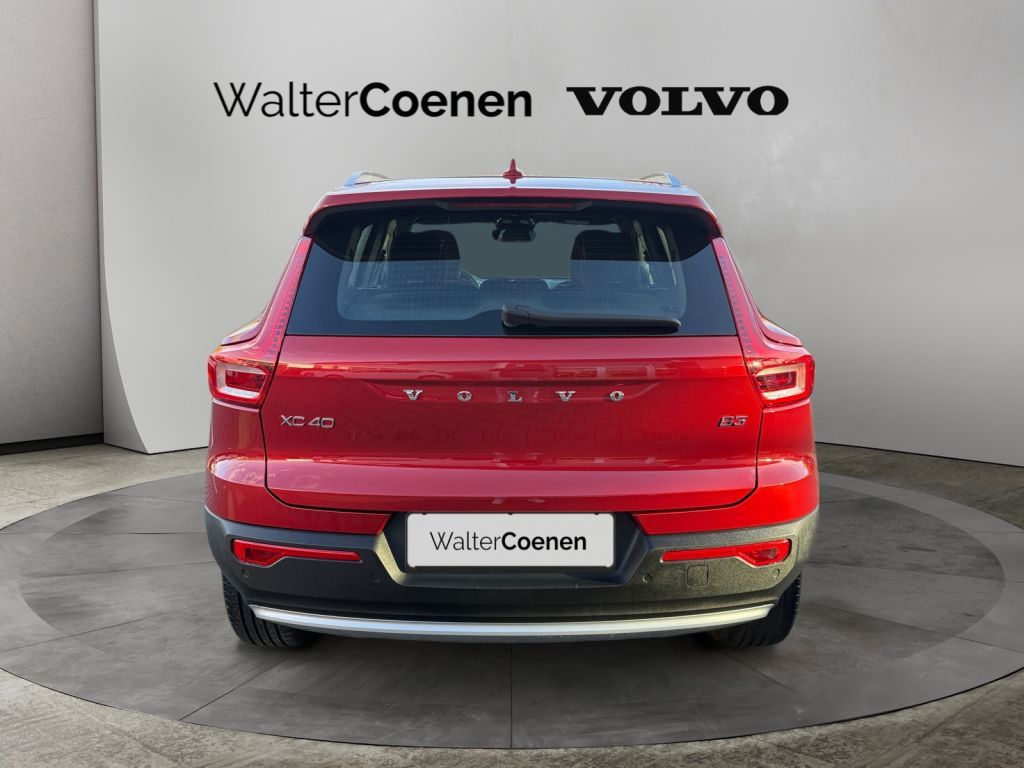 Volvo XC40 2024