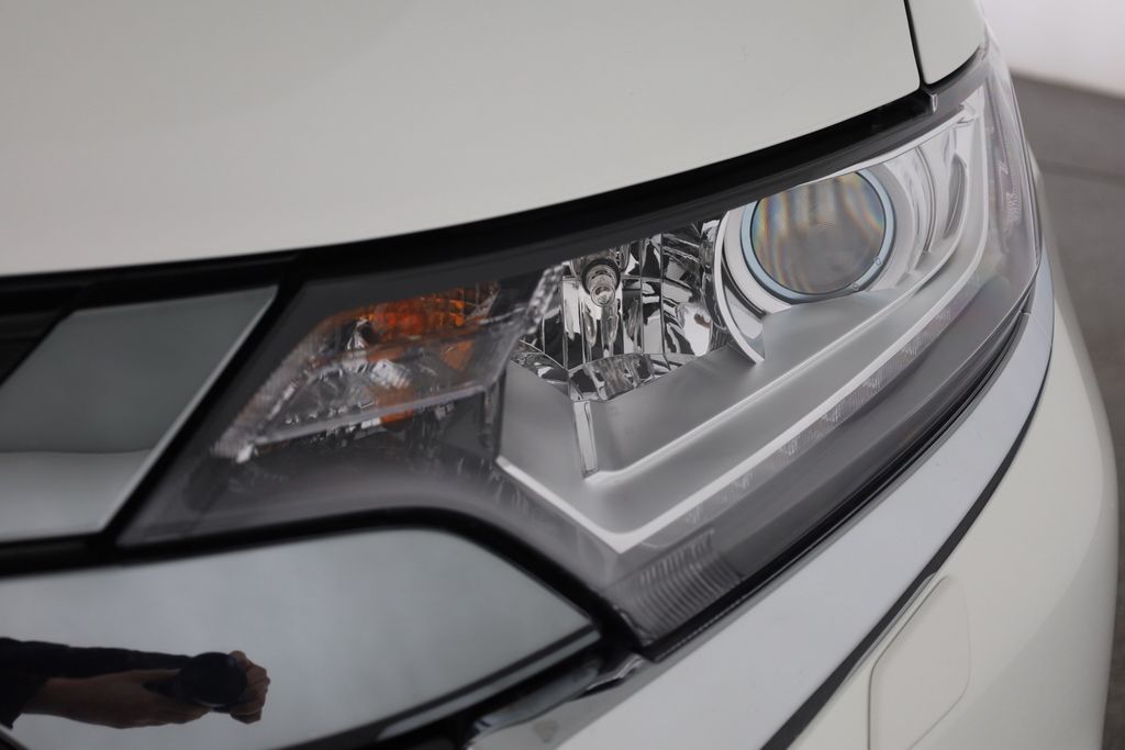 Mitsubishi Outlander 2020