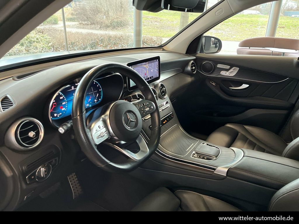 Mercedes-Benz GLC 300 2022