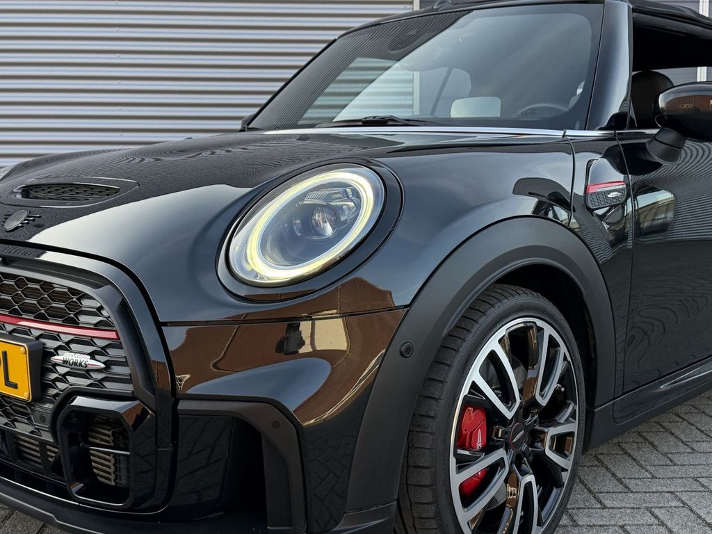 MINI John Cooper Works Cabrio 2023