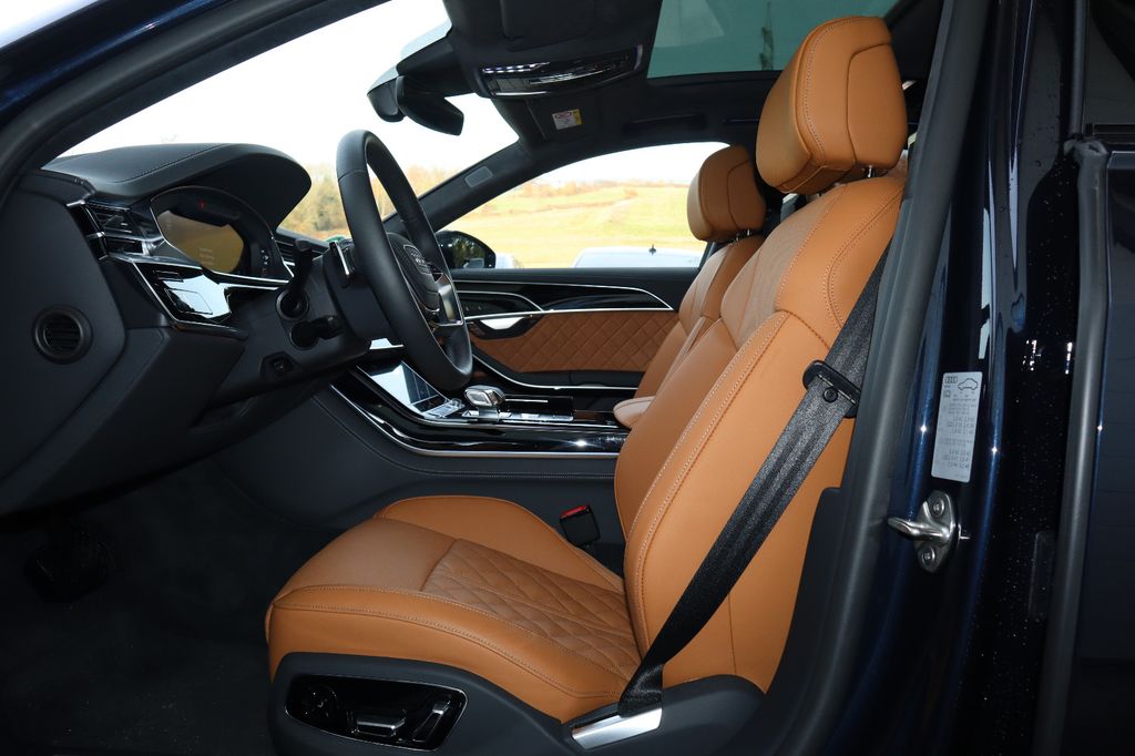 Audi A8 2025