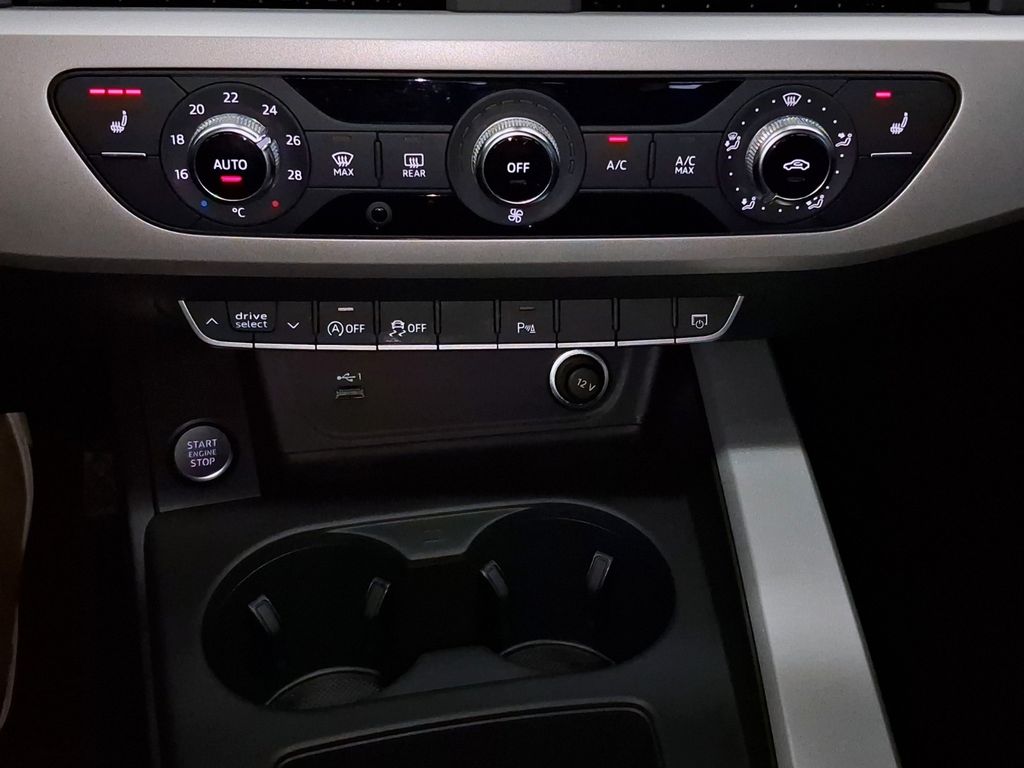 Audi A4 2021