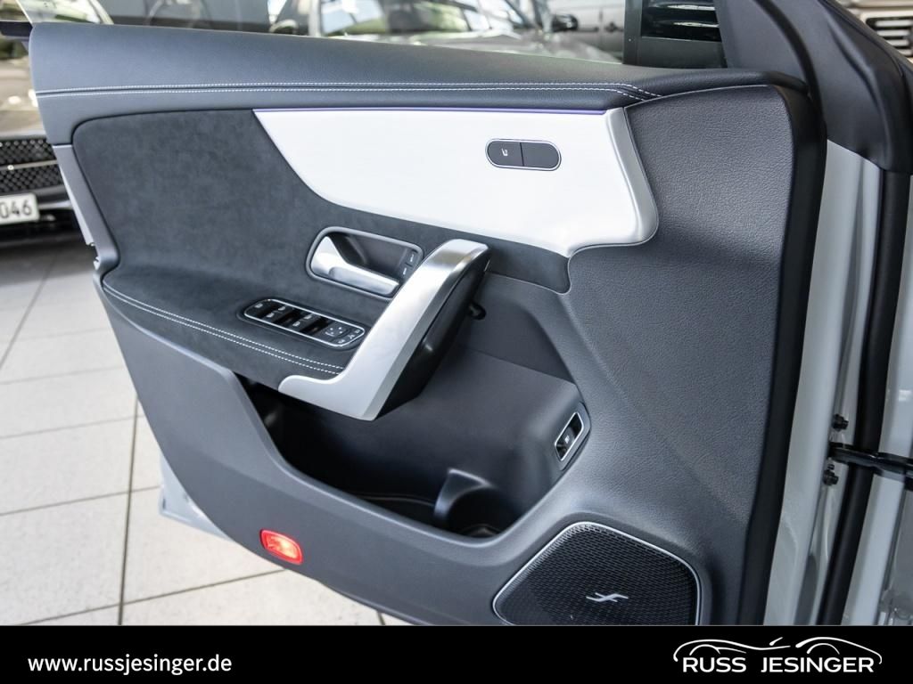 Mercedes-Benz CLA 250 2025