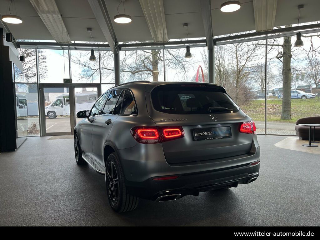 Mercedes-Benz GLC 300 2022