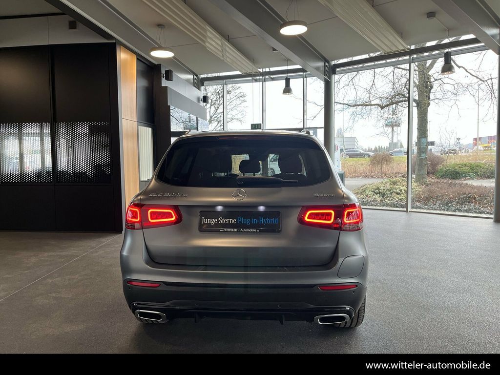 Mercedes-Benz GLC 300 2022