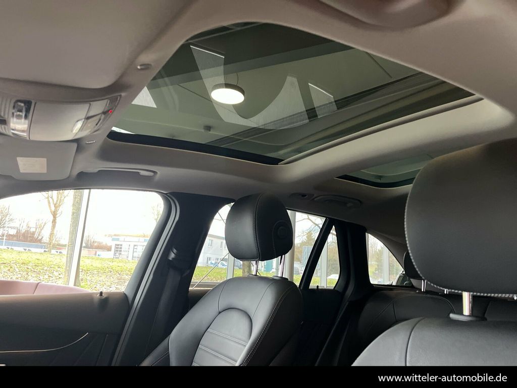 Mercedes-Benz GLC 300 2022