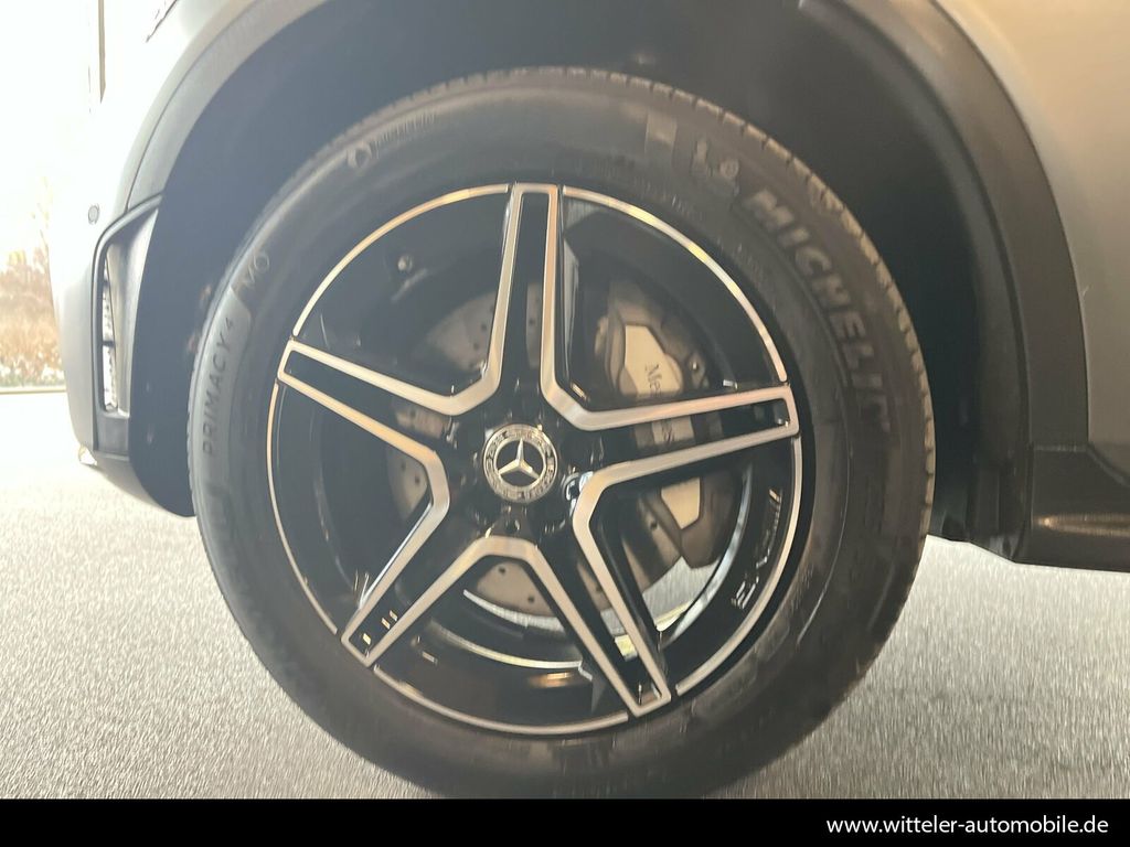 Mercedes-Benz GLC 300 2022