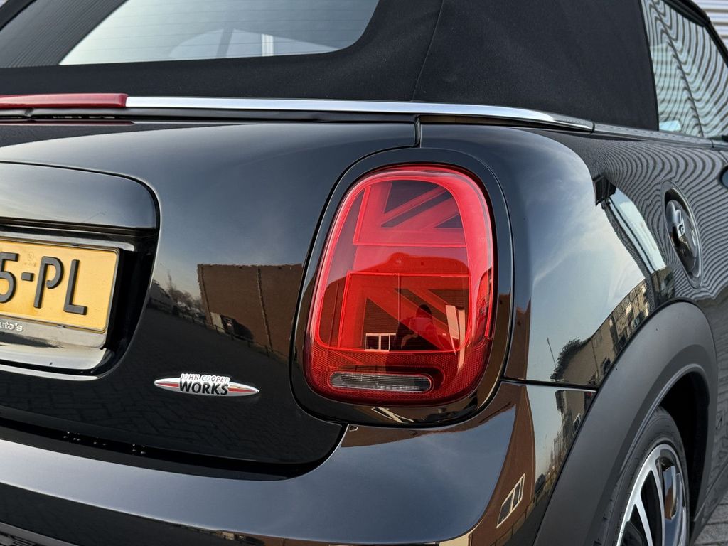 MINI John Cooper Works Cabrio 2023