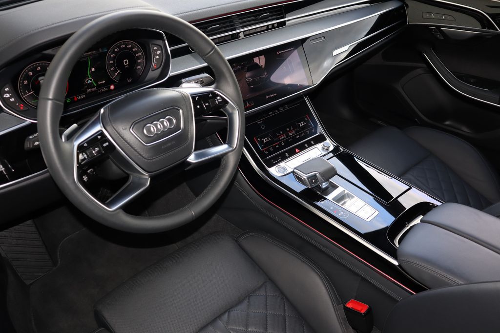 Audi A8 2025