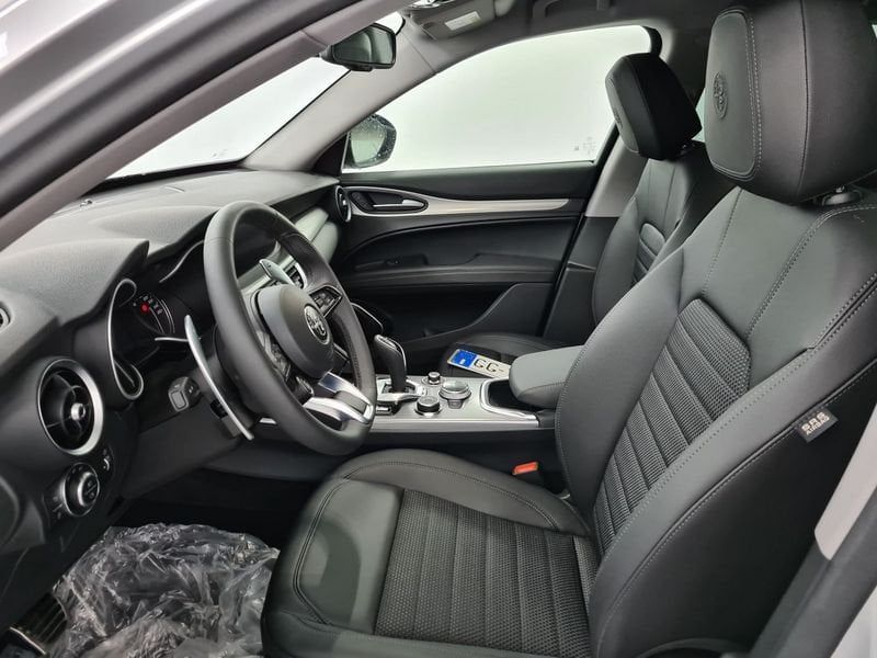 Alfa Romeo Stelvio 2021