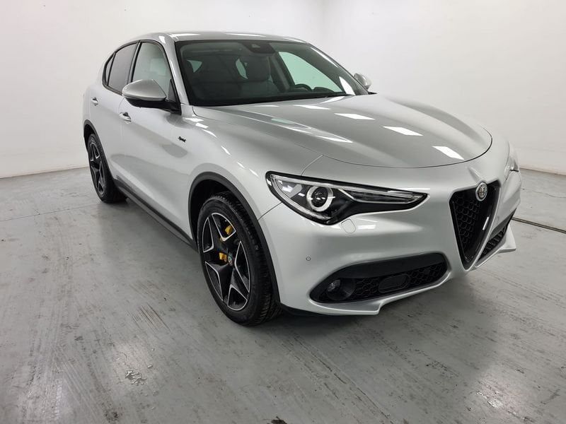 Alfa Romeo Stelvio 2021