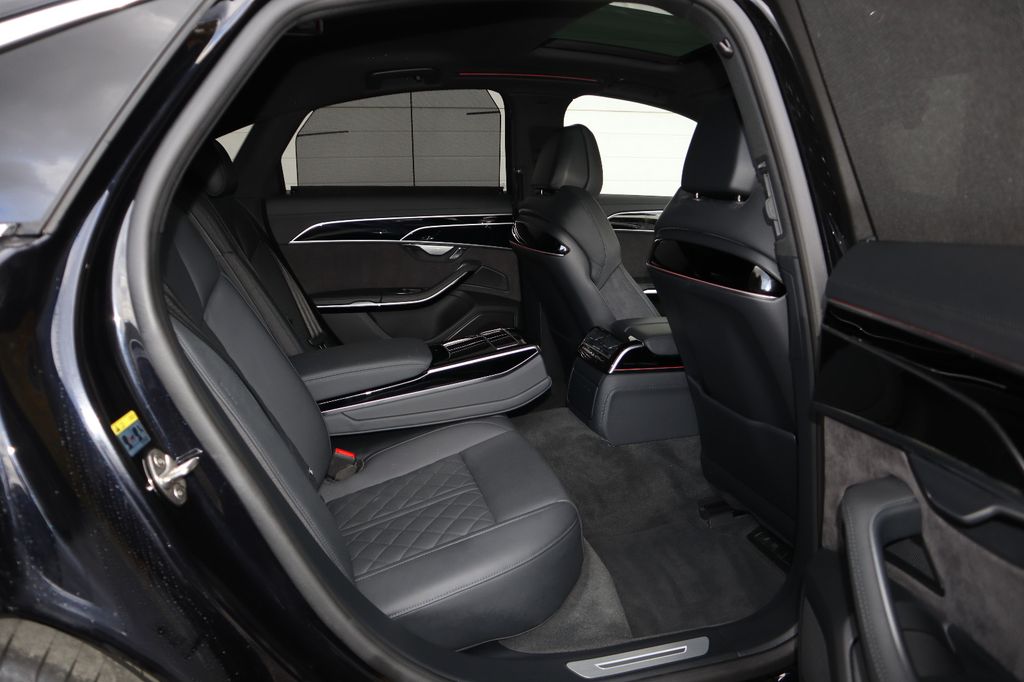 Audi A8 2025