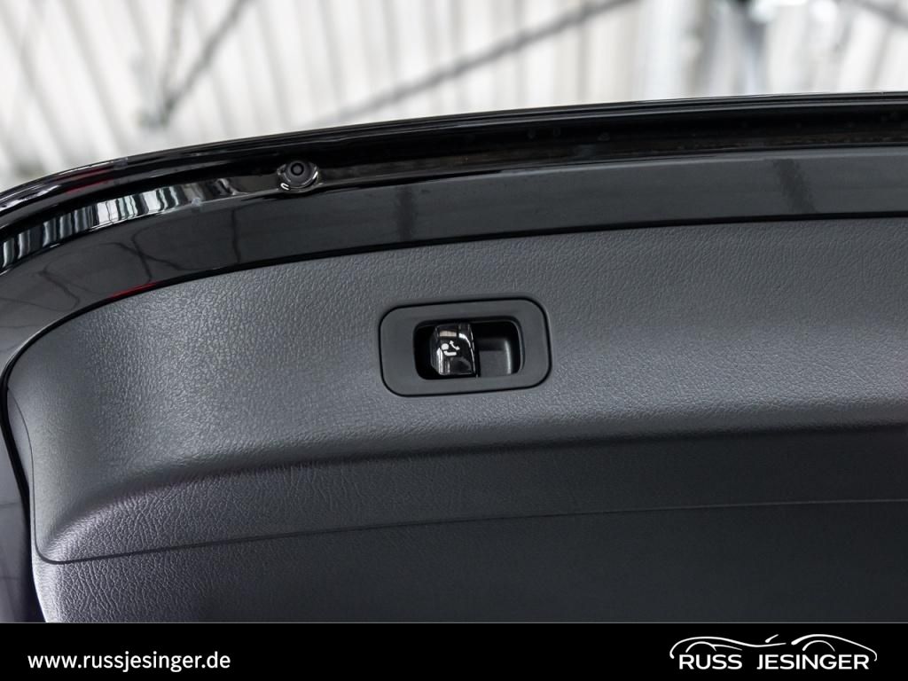 Mercedes-Benz GLC 300 2025