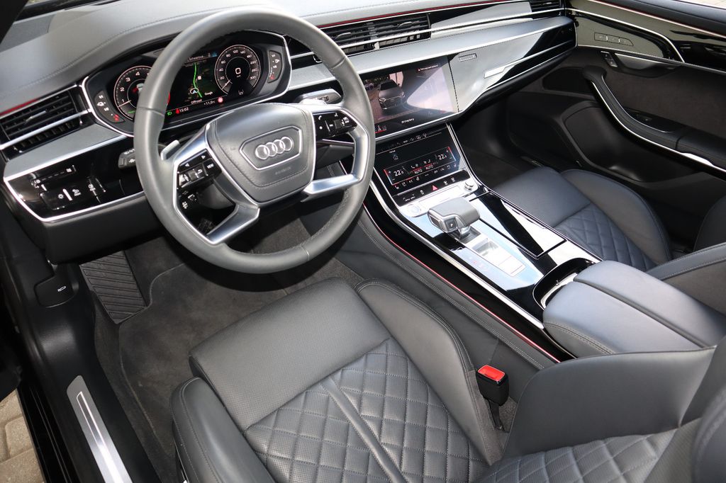 Audi A8 2025