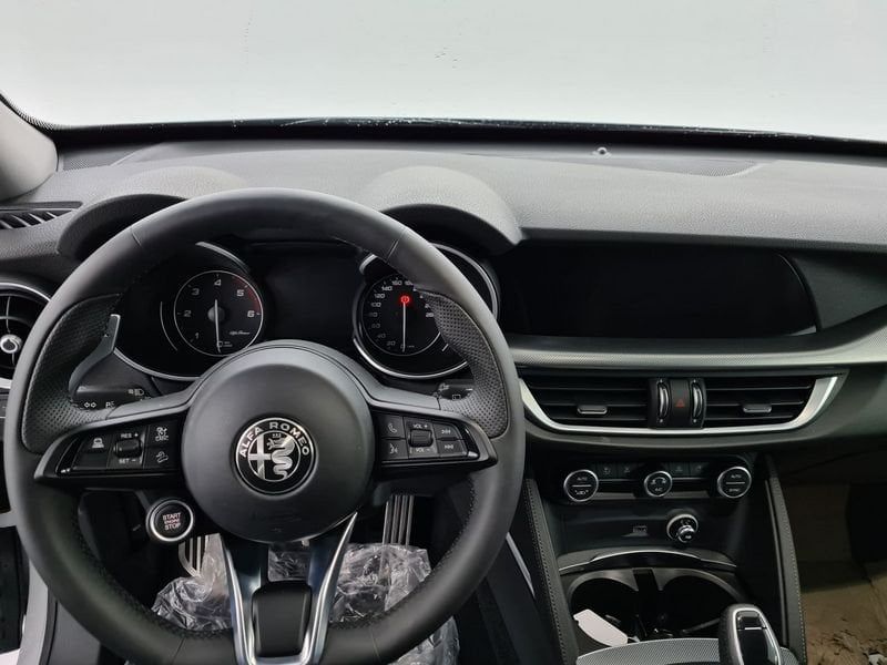 Alfa Romeo Stelvio 2021