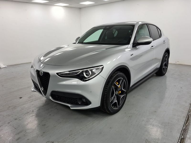 Alfa Romeo Stelvio 2021