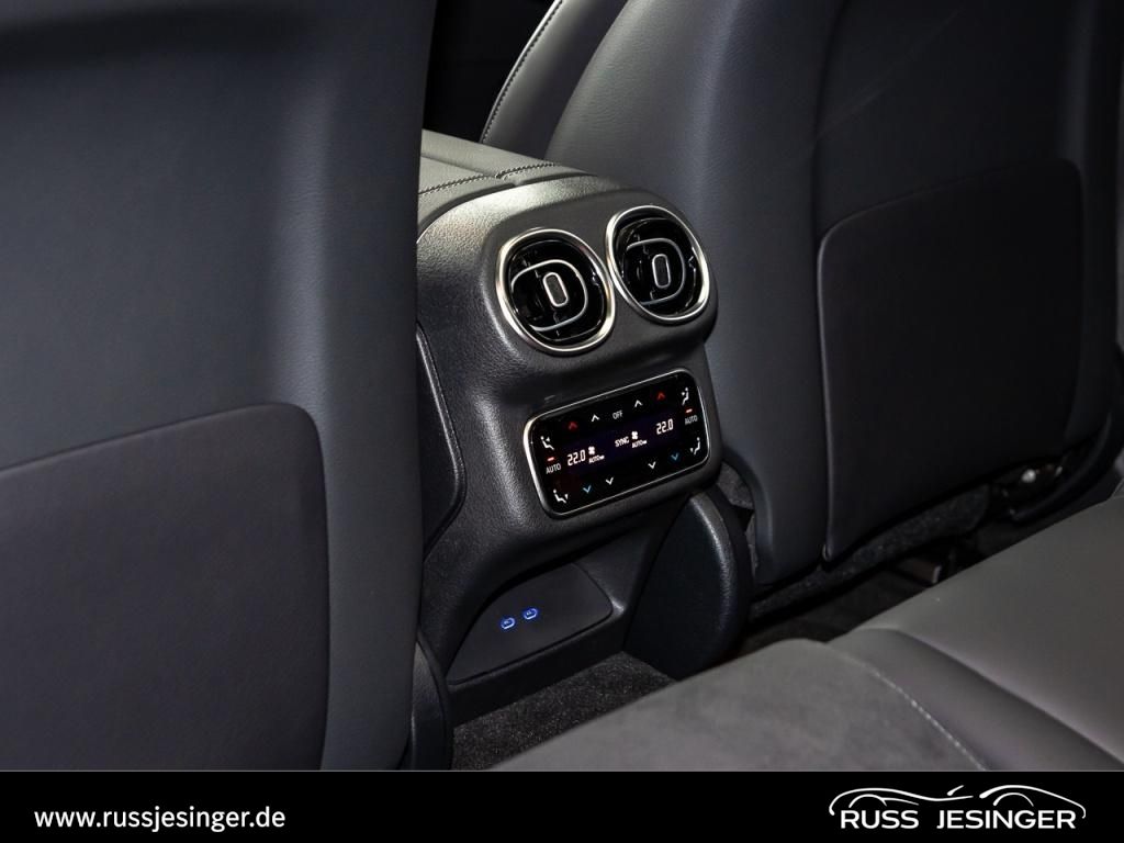 Mercedes-Benz GLC 300 2025