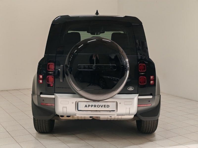 Land Rover Defender 2021