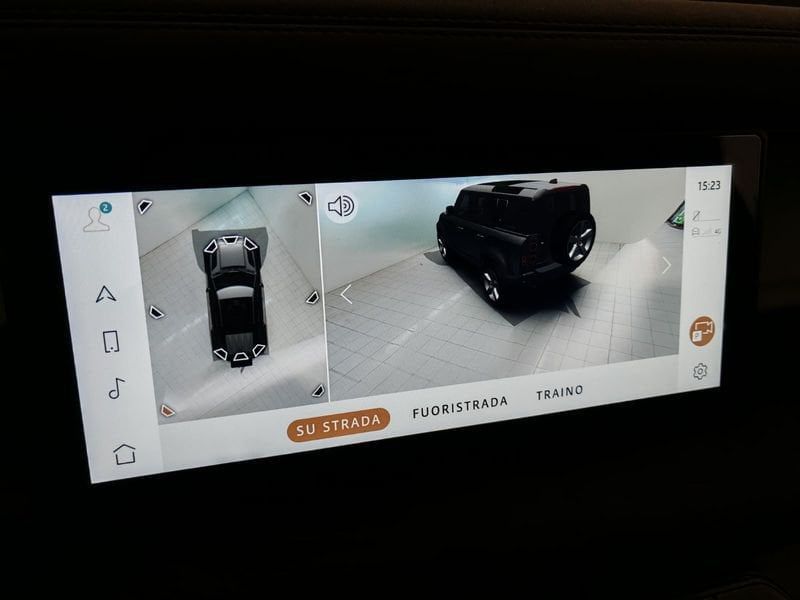 Land Rover Defender 2021