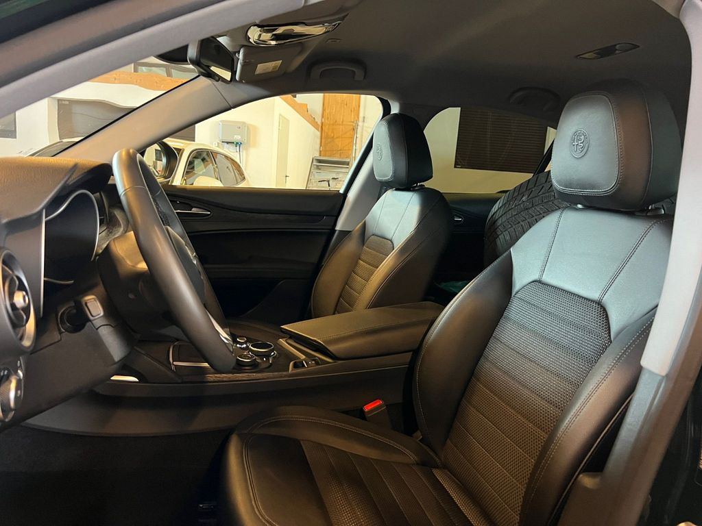 Alfa Romeo Stelvio 2020