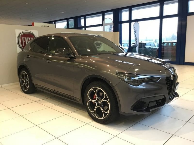 Alfa Romeo Stelvio 2025