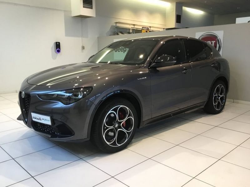 Alfa Romeo Stelvio 2025