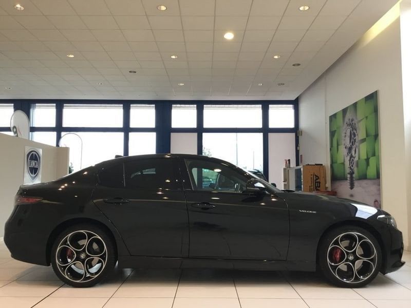 Alfa Romeo Giulia 2024