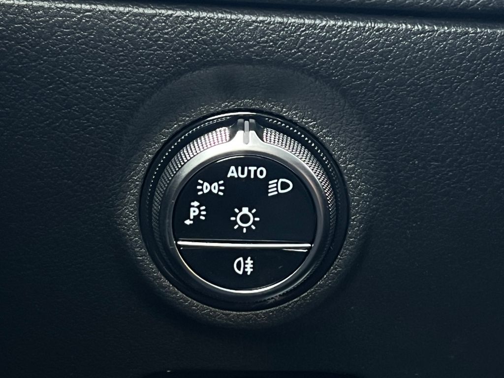 Mercedes-Benz C 200 2023