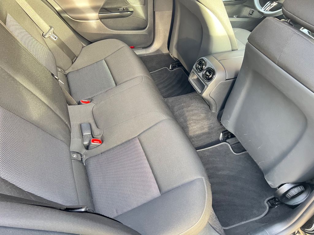 Mercedes-Benz C 200 2023