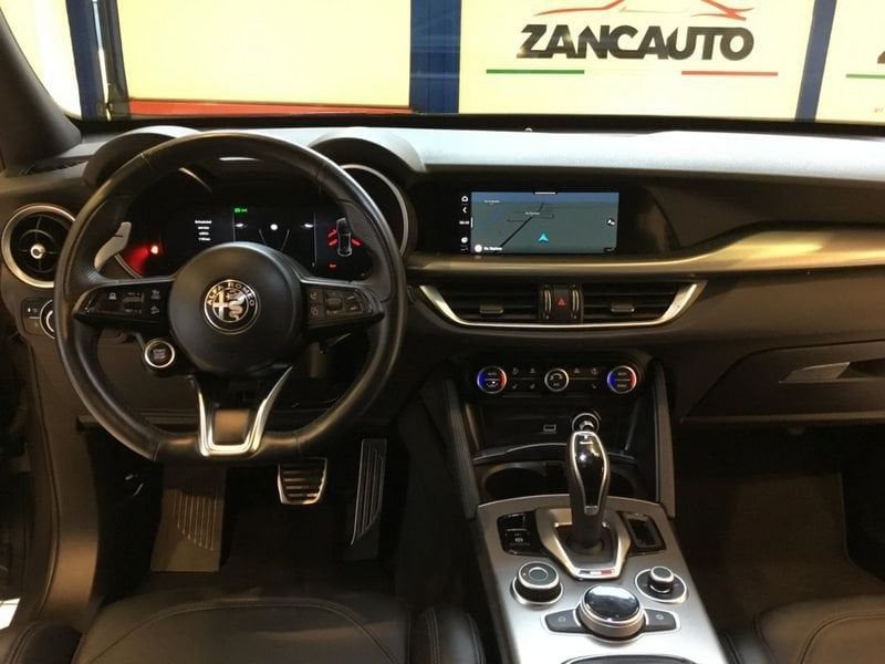 Alfa Romeo Stelvio 2025