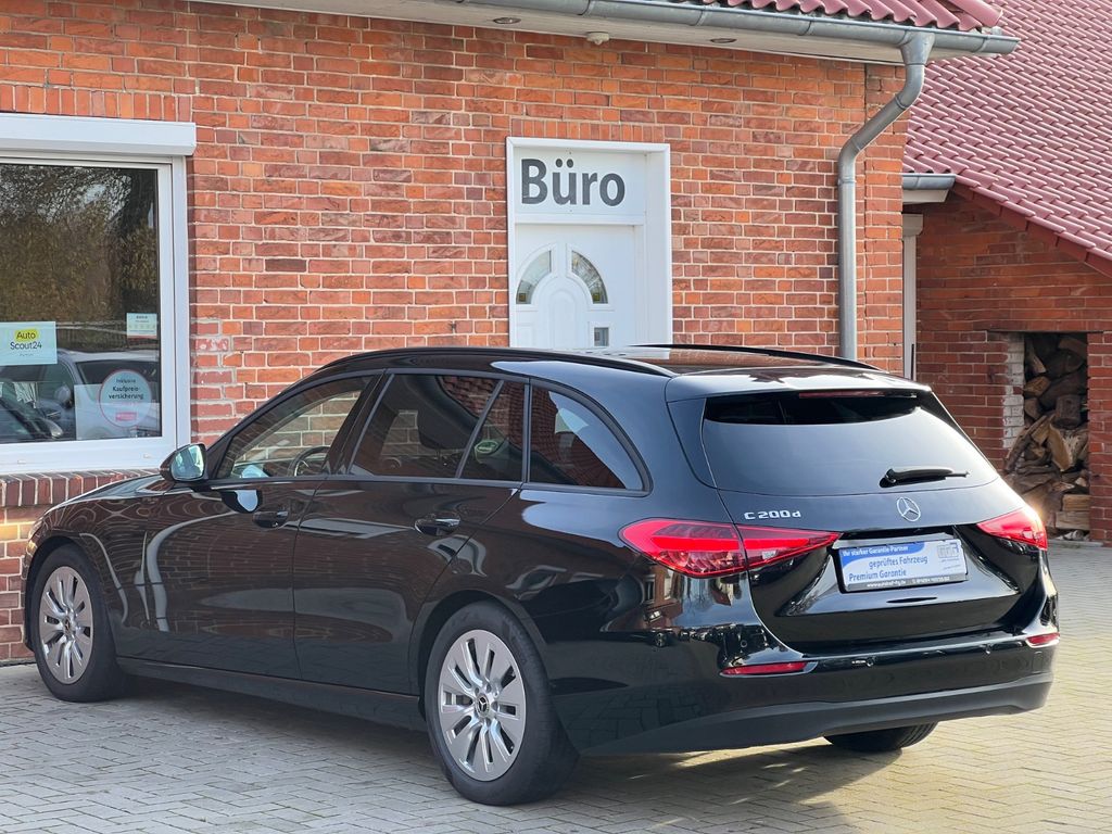 Mercedes-Benz C 200 2023