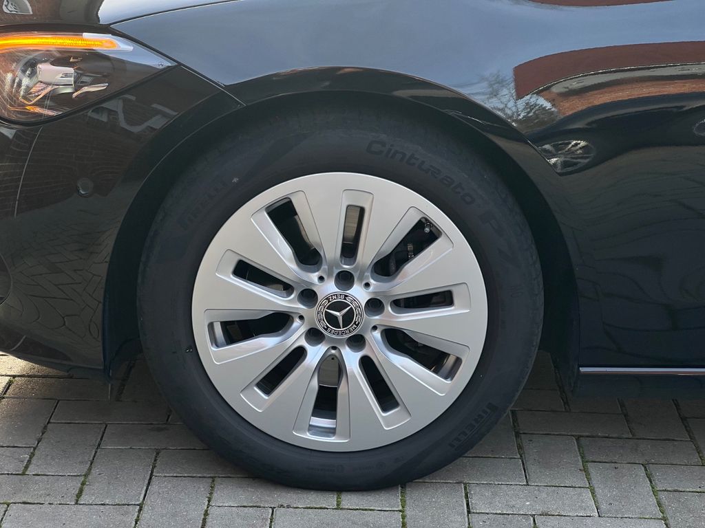 Mercedes-Benz C 200 2023