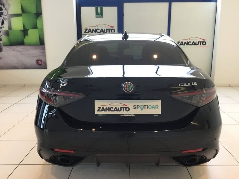 Alfa Romeo Giulia 2024