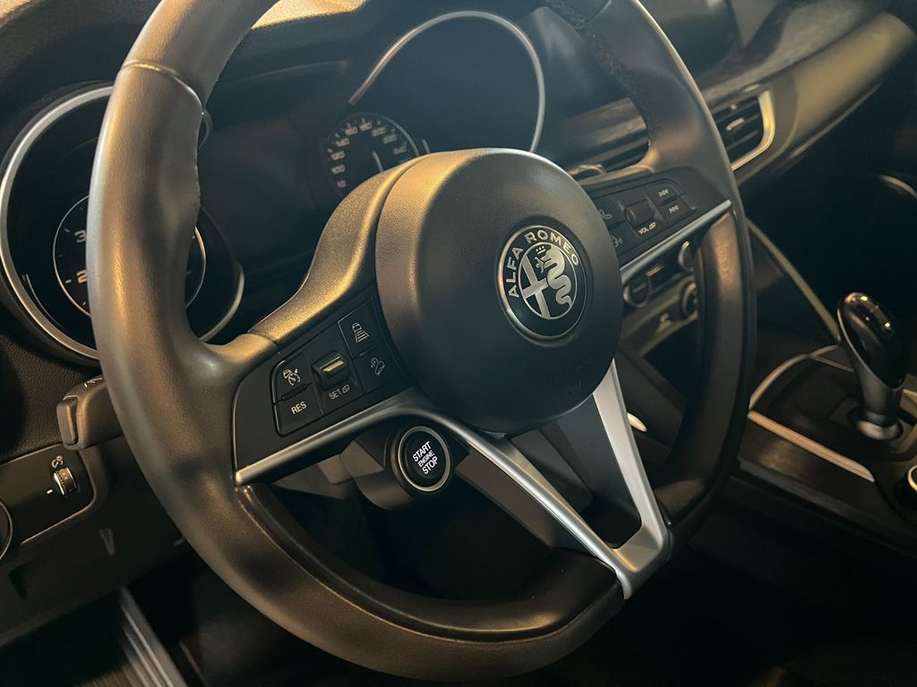 Alfa Romeo Stelvio 2020