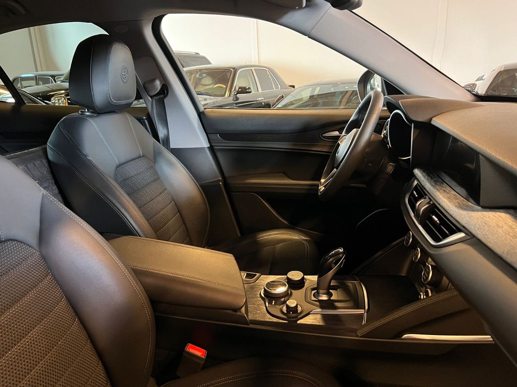 Alfa Romeo Stelvio 2020