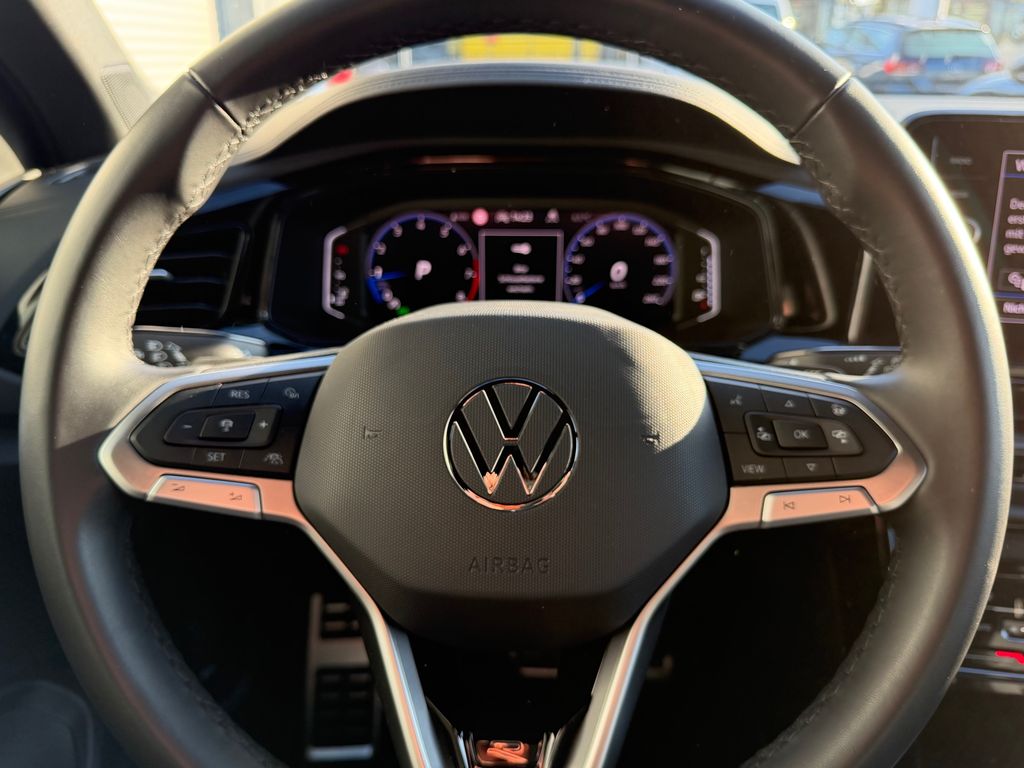 Volkswagen T-Roc 2024