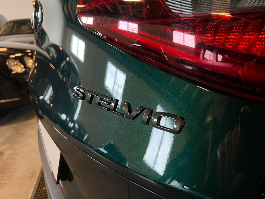 Alfa Romeo Stelvio 2020