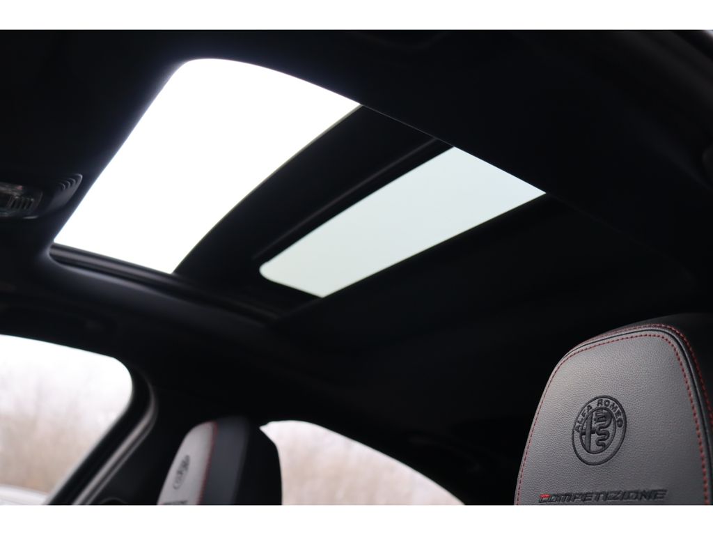 Alfa Romeo Giulia 2023