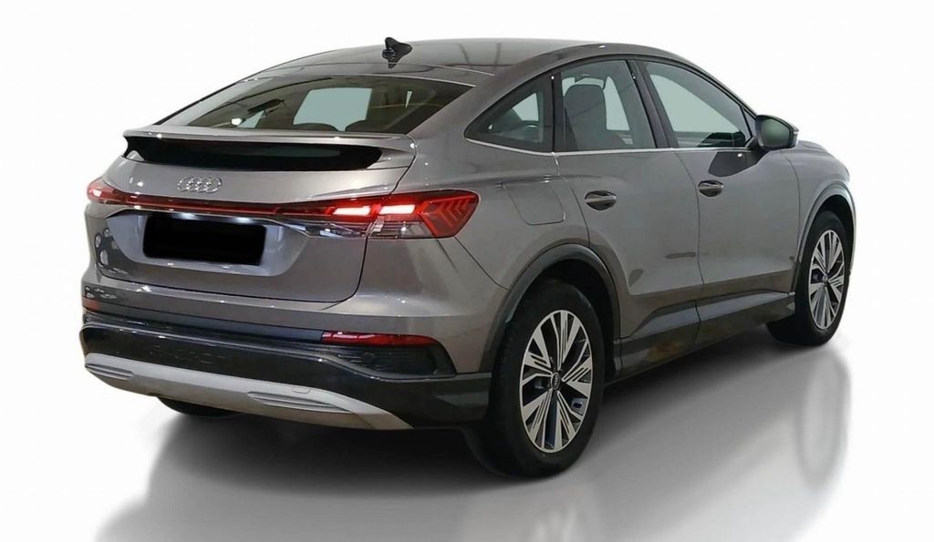 Audi Q4 e-tron 2023