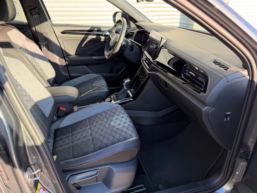 Volkswagen T-Roc 2024