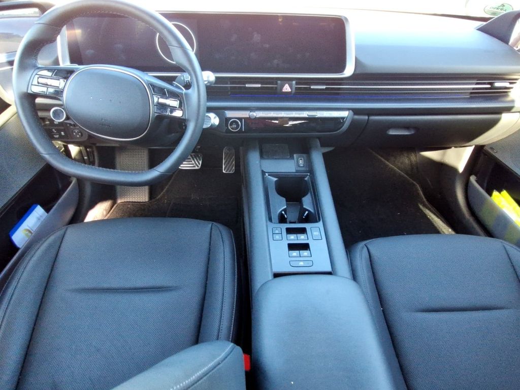 Hyundai IONIQ 6 2024