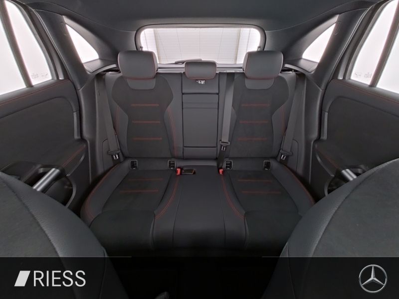 Mercedes-Benz EQA 2024